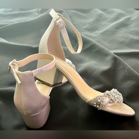 Betsy Johnson Bridal Chunky Low Heels w/ Rhinestones - Picture 4 of 9